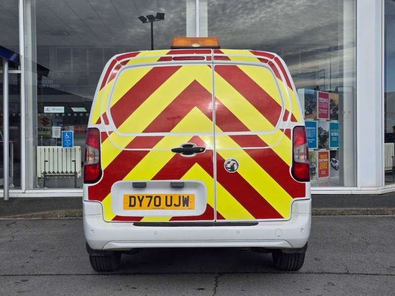 Vauxhall Combo 2300 1.5 Turbo D 100Ps H1 Sportive Van - 2020 70 DY70UJW White #6