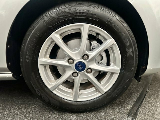 Ford Fiesta Fiesta Zetec T WM18NVB Silver #2