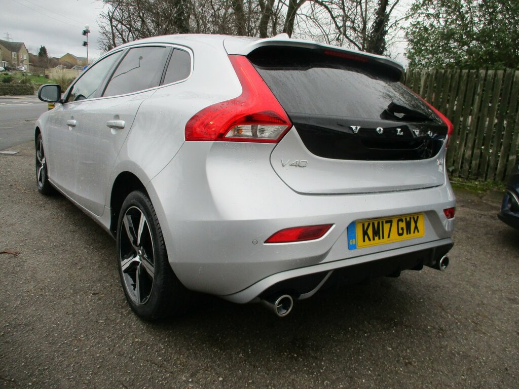 Volvo V40 2.0 T3 R-design Hatchback Euro 6 KM17GWX Silver #6