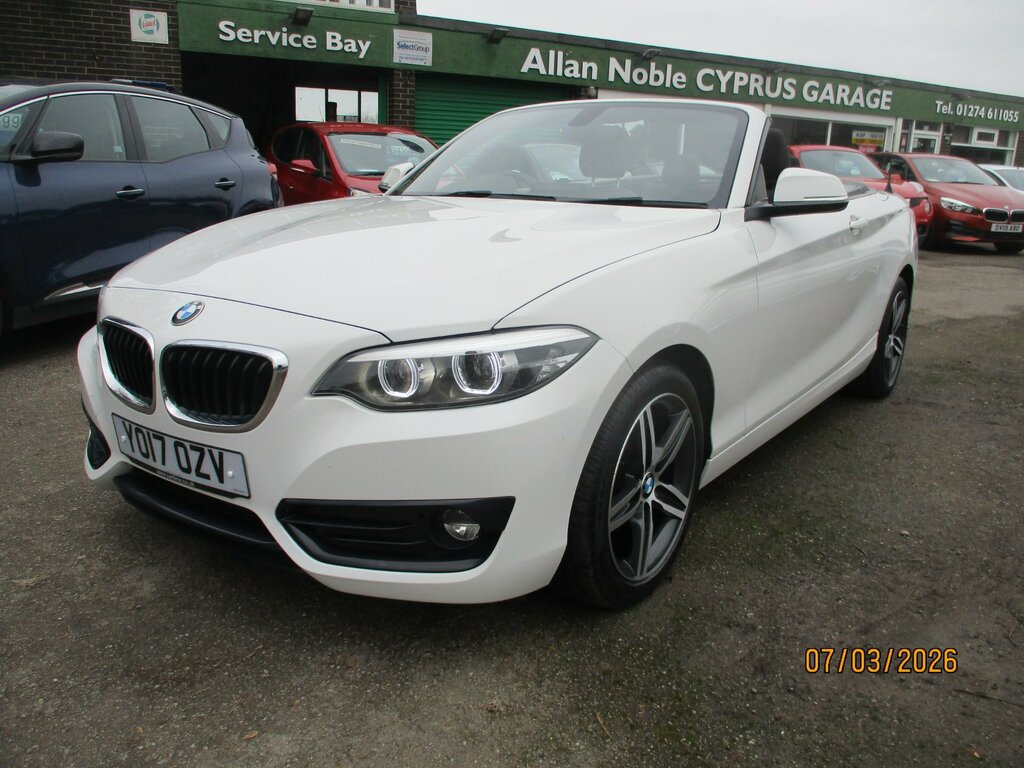BMW 2 Series 1.5 218I Sport Convertible Euro White