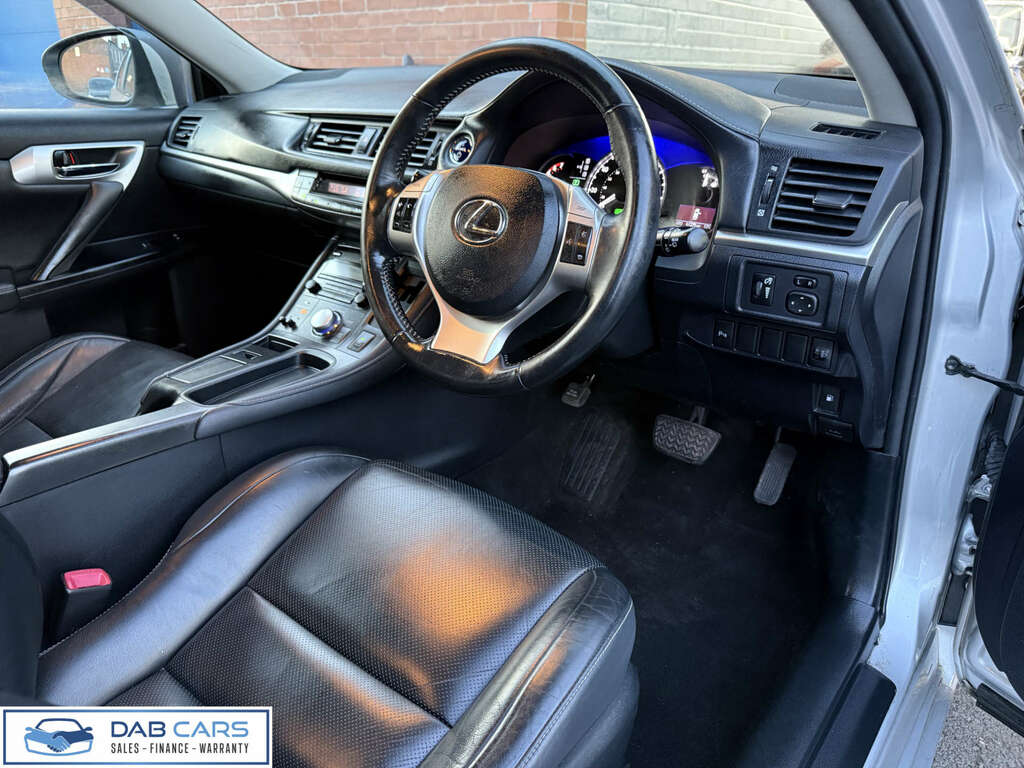 Lexus CT 1.8 Ct 200H Se-l Cvt Silver #2