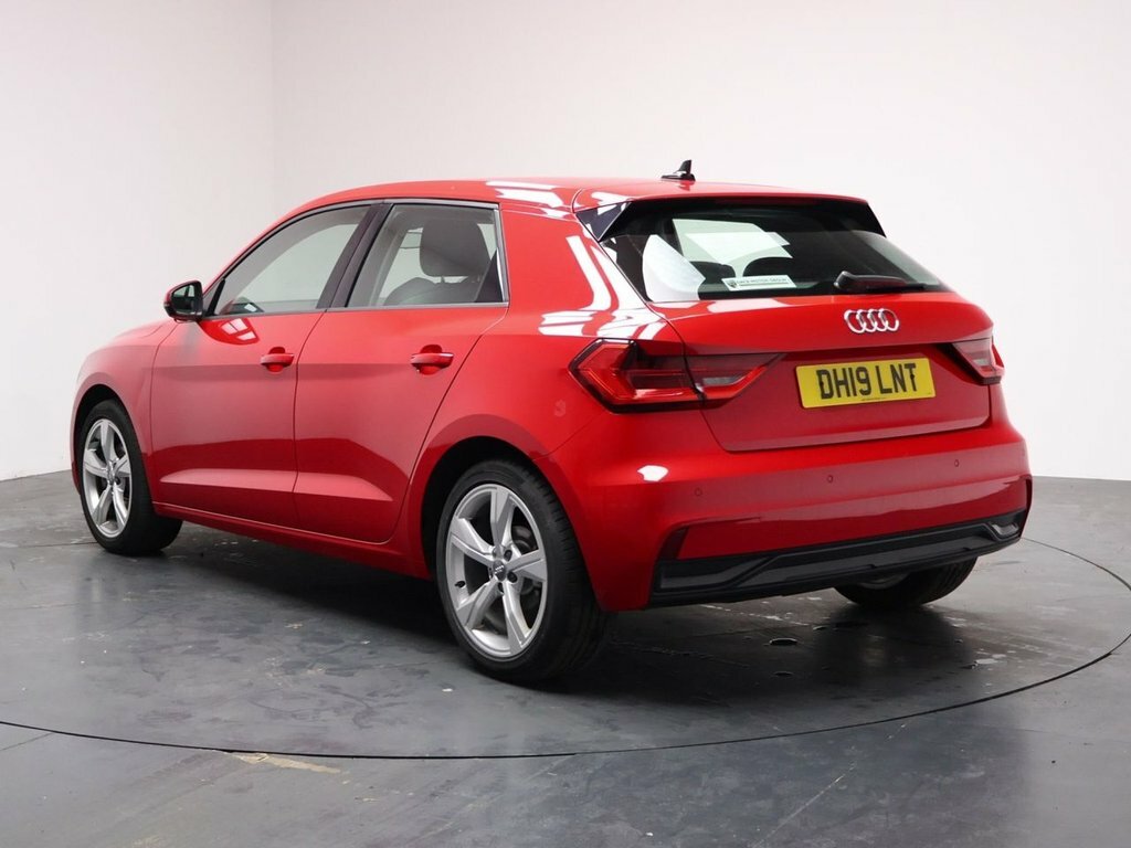 Audi A1 1.5L Sport DH19LNT Red #6