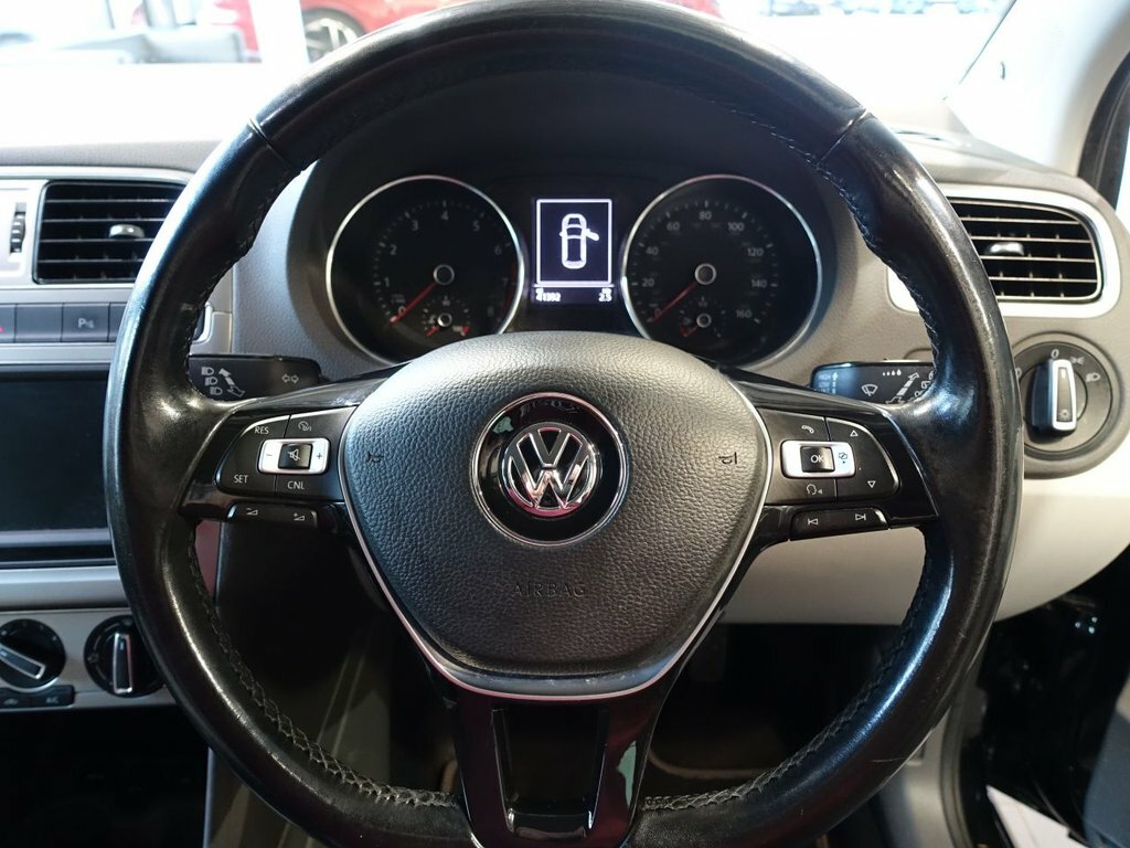 Volkswagen Polo 1.2L R-line Black #3