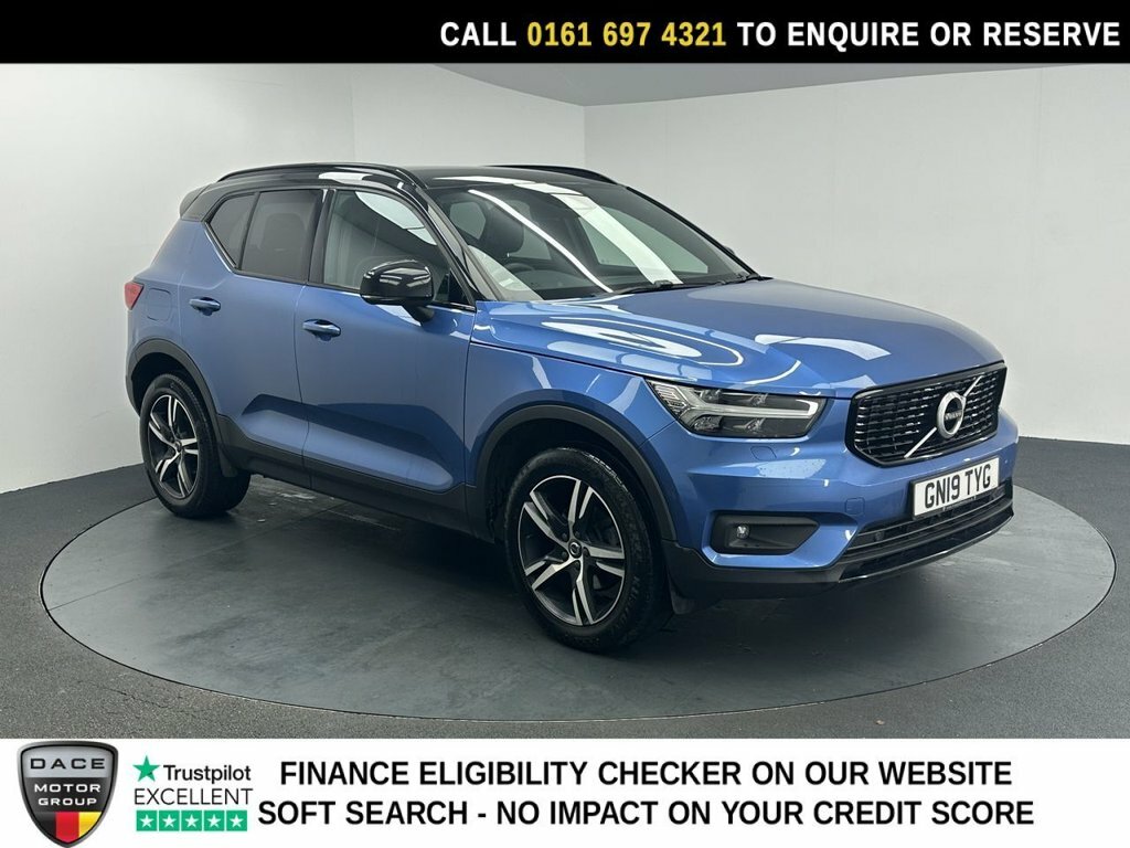 Volvo XC40 1.5L R-design Blue