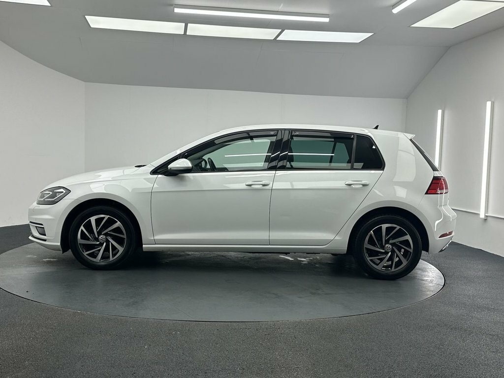 Volkswagen Golf 1L Match Edition GL69TRZ White #5