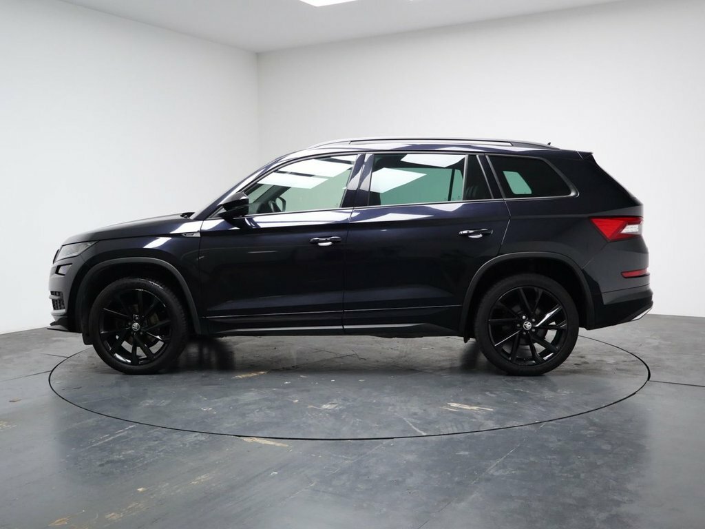 Skoda Kodiaq 2L Sportline SD69XFZ Black #6