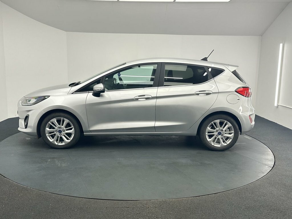 Ford Fiesta 1L Titanium DX72LGE Silver #5