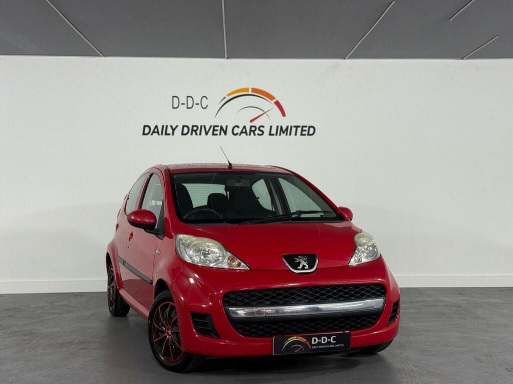 Peugeot 107 Hatchback 1.0 12V Urban Euro 4 200909 Red