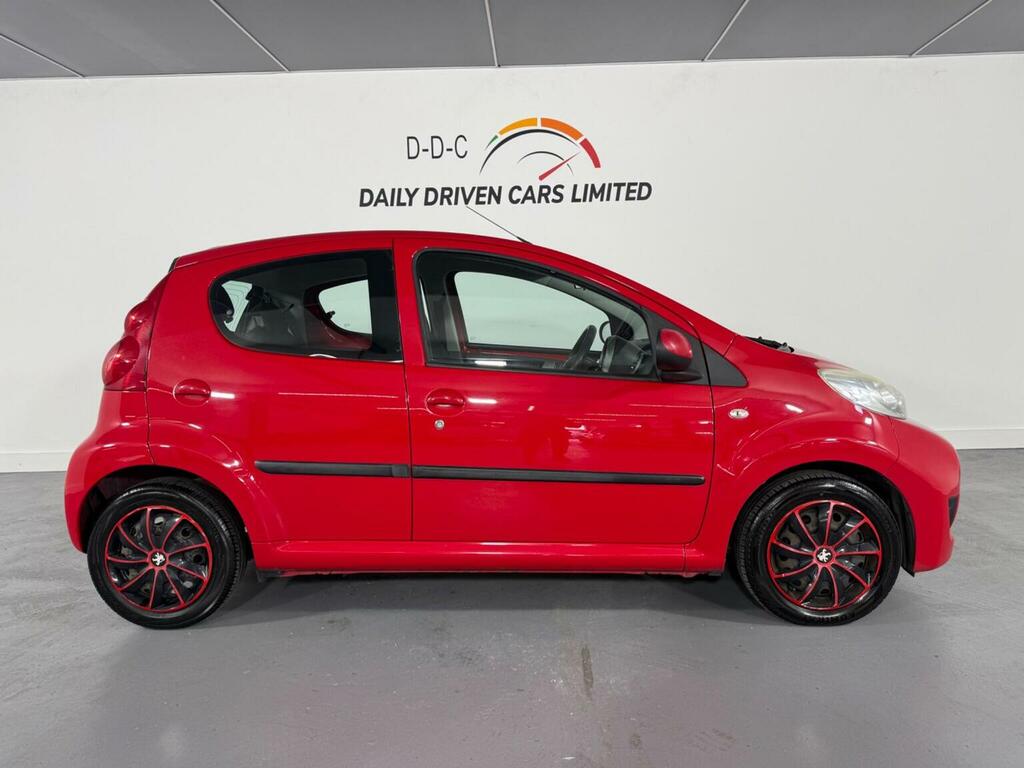 Peugeot 107 Hatchback 1.0 12V Urban Euro 4 200909 VO09NLF Red #5