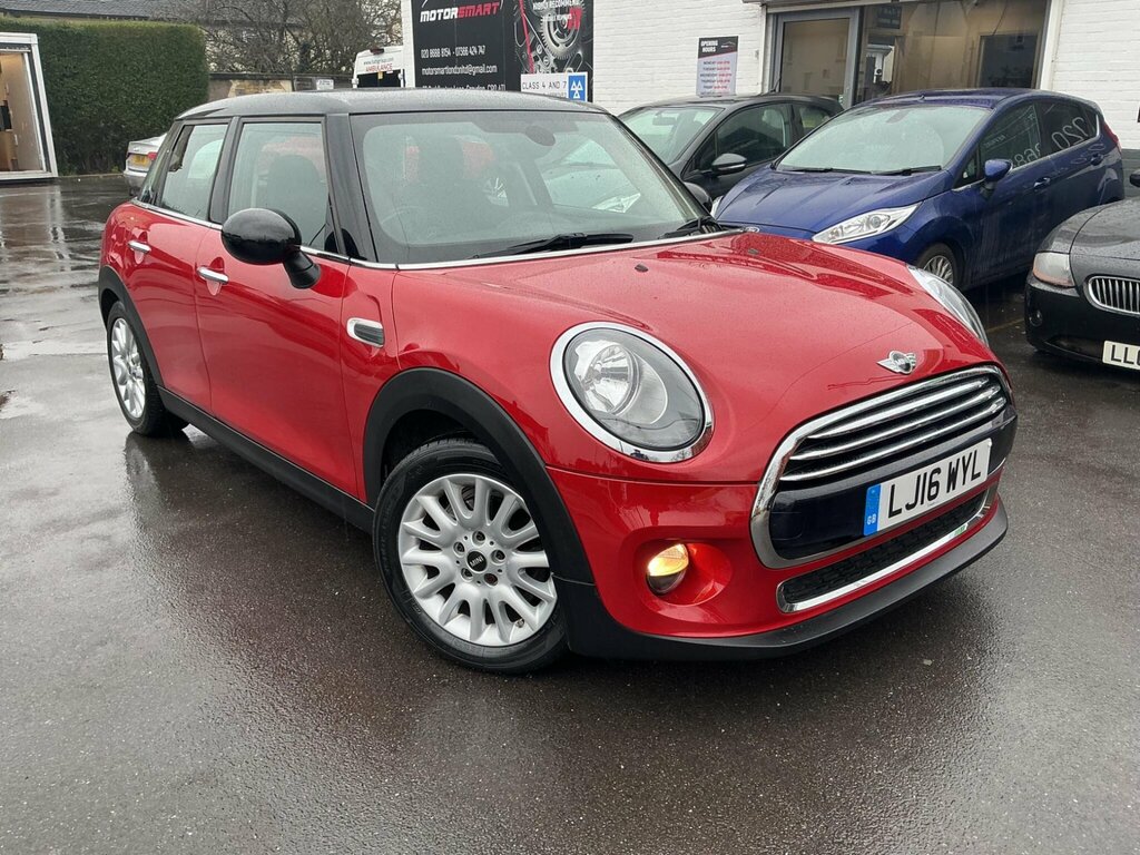 Mini Hatch 1.5 Cooper Euro 6 Ss Red