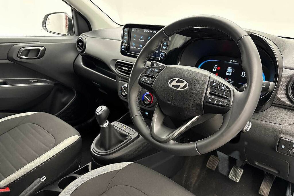 Hyundai I10 1.0 63 Advance Nav EO75YWT Grey #6