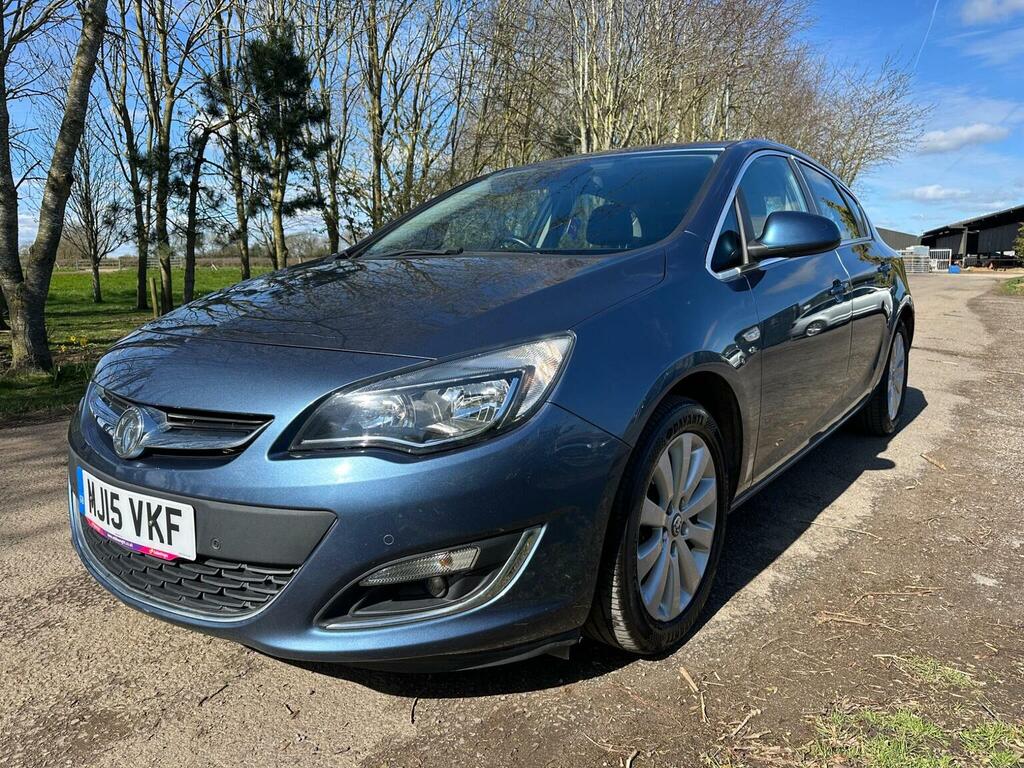Vauxhall Astra Hatchback 2.0 Cdti Ecoflex Elite Euro 5 Ss MJ15VKF Blue #3