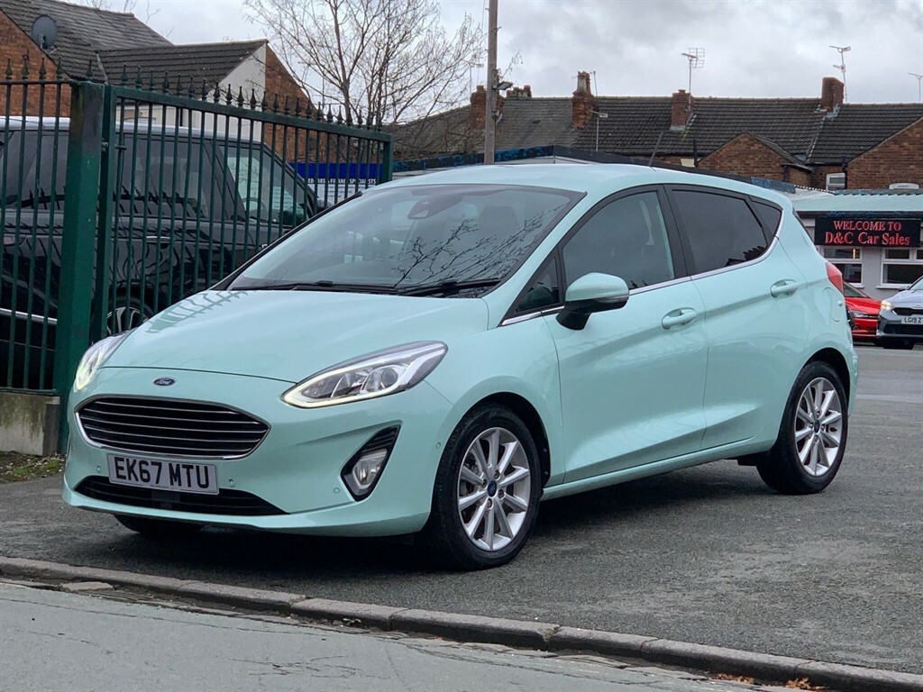 Ford Fiesta 1.5 Tdci Titanium Bo Play Series Euro 6 Ss EK67MTU Green #6
