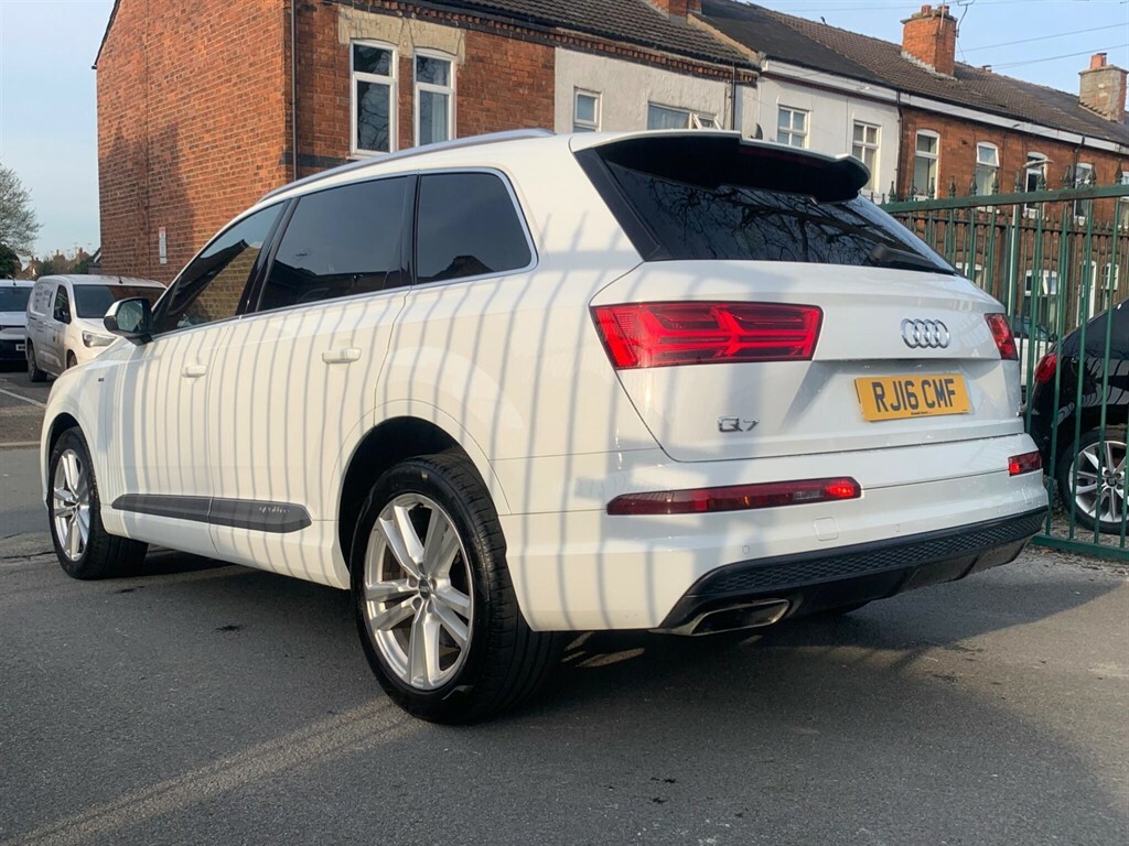Audi Q7 3.0 Tdi V6 S Line Tiptronic Quattro Euro 6 Ss 5 RJ16CMF White #4