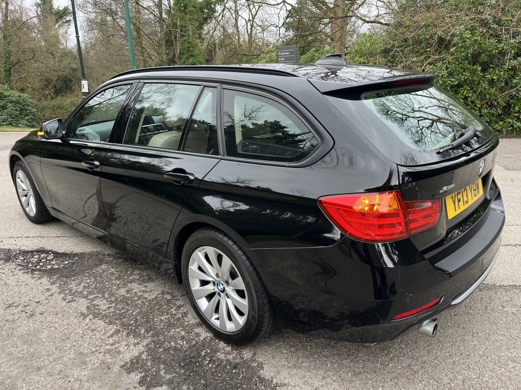 BMW 3 Series Estate YF13YOW Black #5