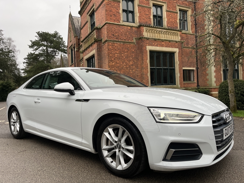 Audi A5 Coupe White