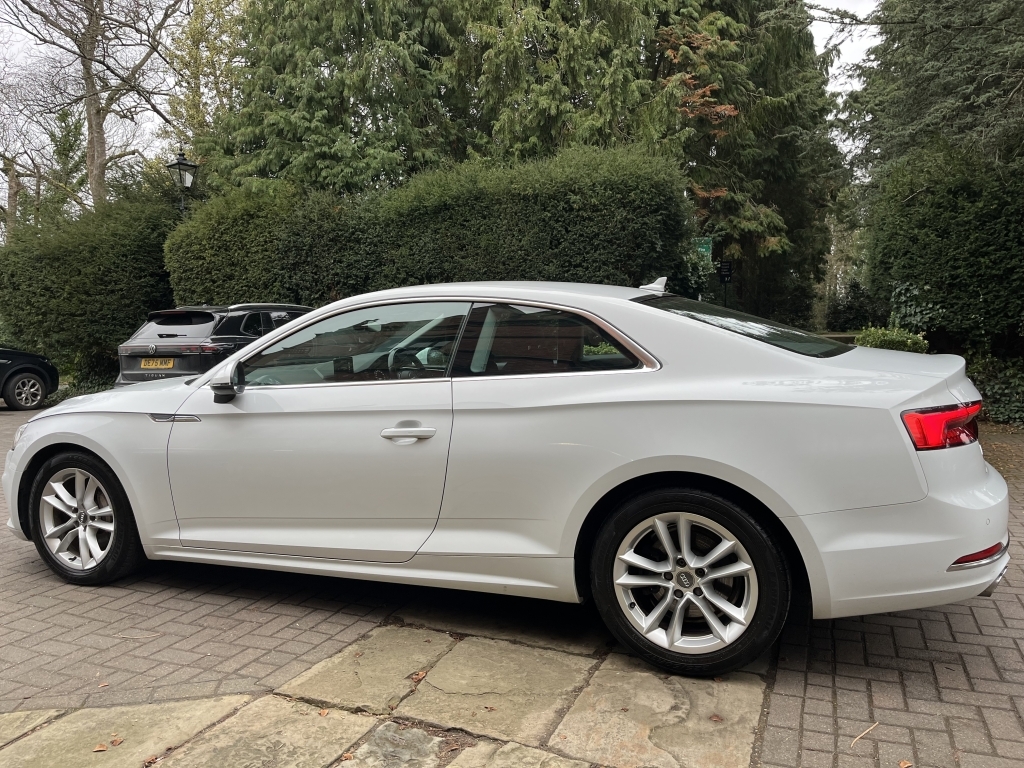 Audi A5 Coupe GU17BYD White #2