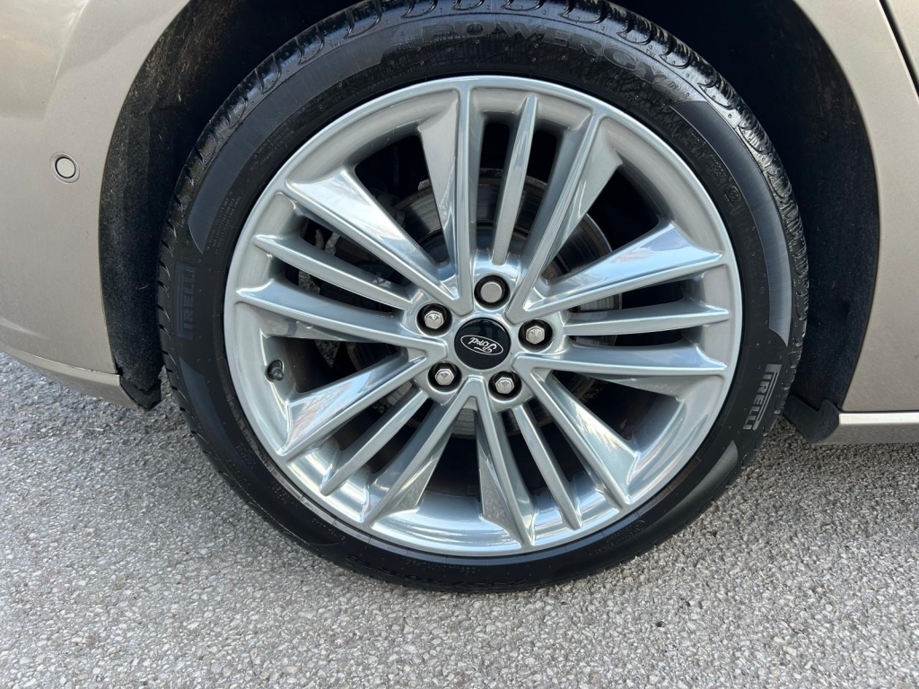 Ford Focus Hatchback BN69XXZ Silver #6