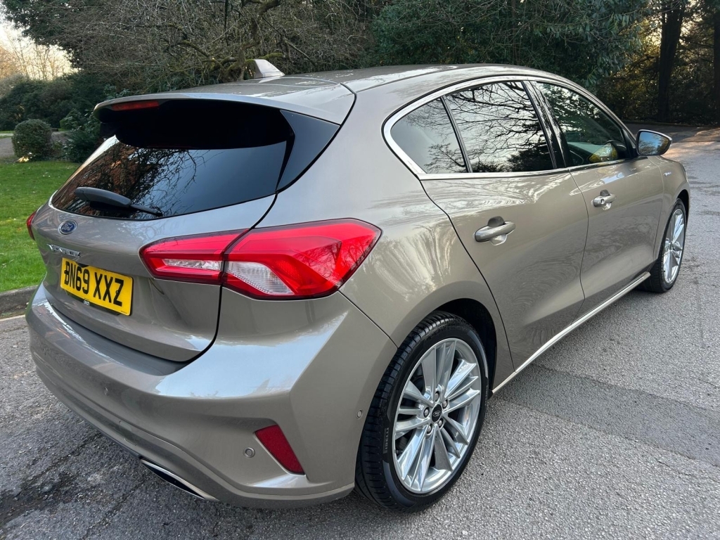Ford Focus Hatchback BN69XXZ Silver #5