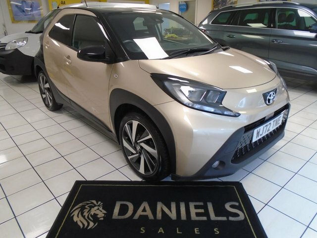 Toyota Aygo X 1.0 Vvt-i Edge Hatchback Euro 6 Beige