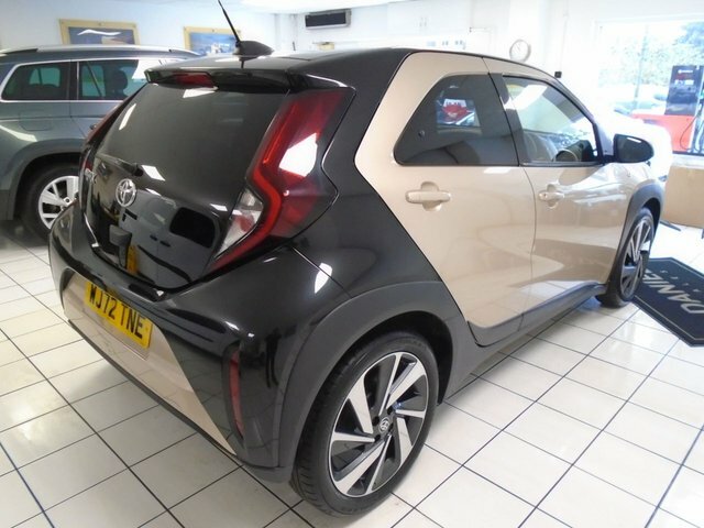 Toyota Aygo X 1.0 Vvt-i Edge Hatchback Euro 6 WJ72TNE Beige #5