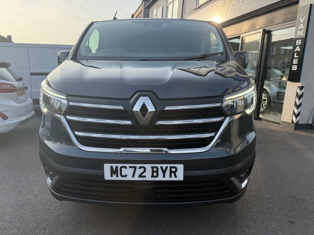 Renault Trafic 2L Sport MC72BYR Grey #3