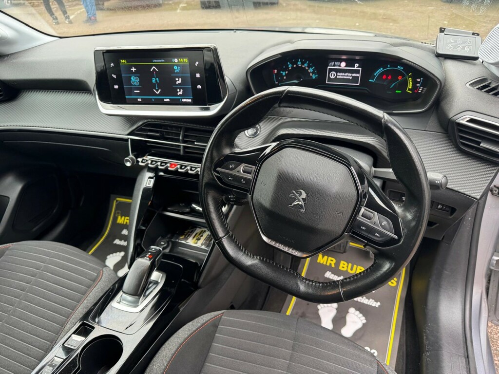 Peugeot e-208 Hatchback 50Kwh Active 202070   #2