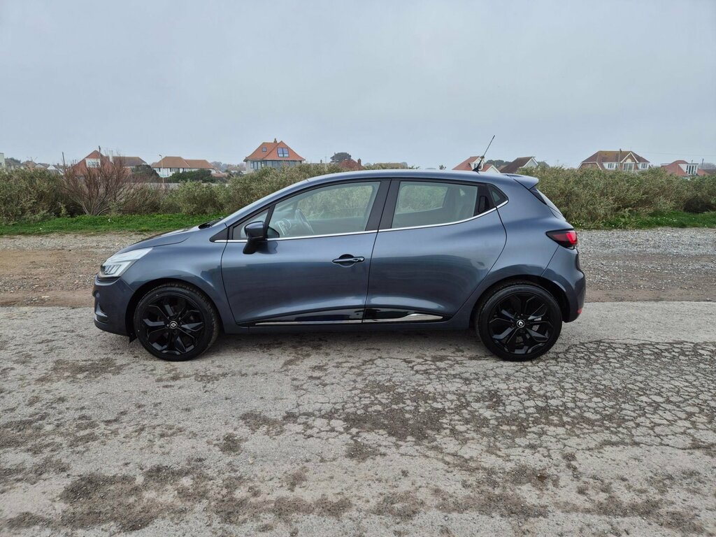 Renault Clio 1.2 Dynamique S Navigation . Grey