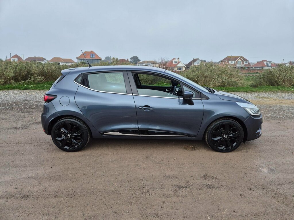 Renault Clio 1.2 Dynamique S Navigation . RO17XUP Grey #2