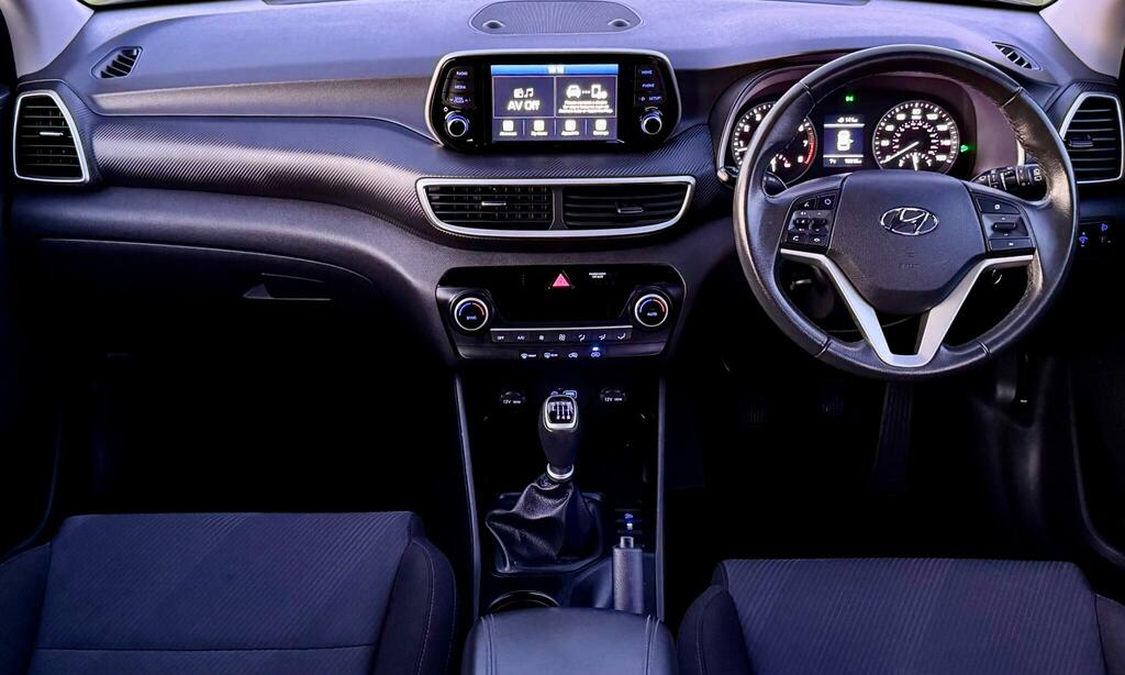 Hyundai Tucson 1.6 Gdi S Connect Euro 6 Ss SV68XWW Black #2