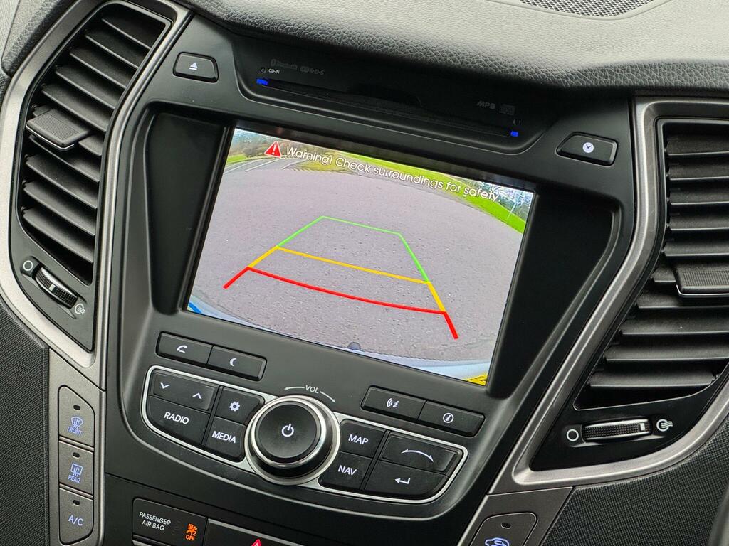 Hyundai Santa Fe 2.2 Crdi Premium 4Wd Euro 5 7 Seat EY65ESU Silver #2