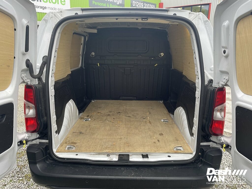 Citroen Berlingo Bluehdi 1000 Enterprise Edition M YE23MXN White #4