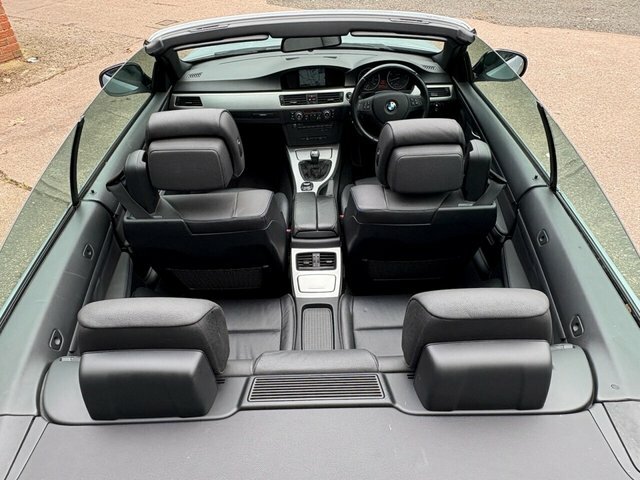 BMW 3 Series 2012 2.0 320I Sport Plus Edition Convertible P Blue #4