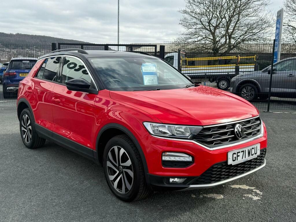 Volkswagen T-Roc 1.5 Tsi Evo Active Euro 6 Ss GF71WCU Red #3