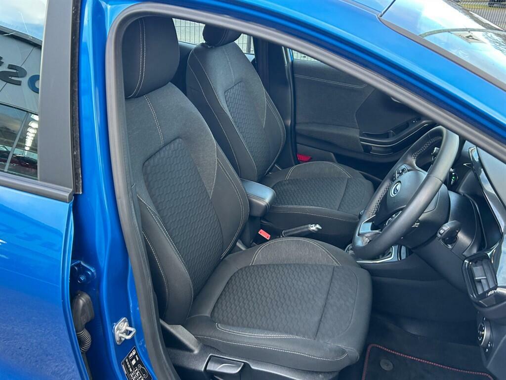 Ford Puma 1.0T Ecoboost Mhev Titanium Euro 6 Ss MT70VHP Blue #2