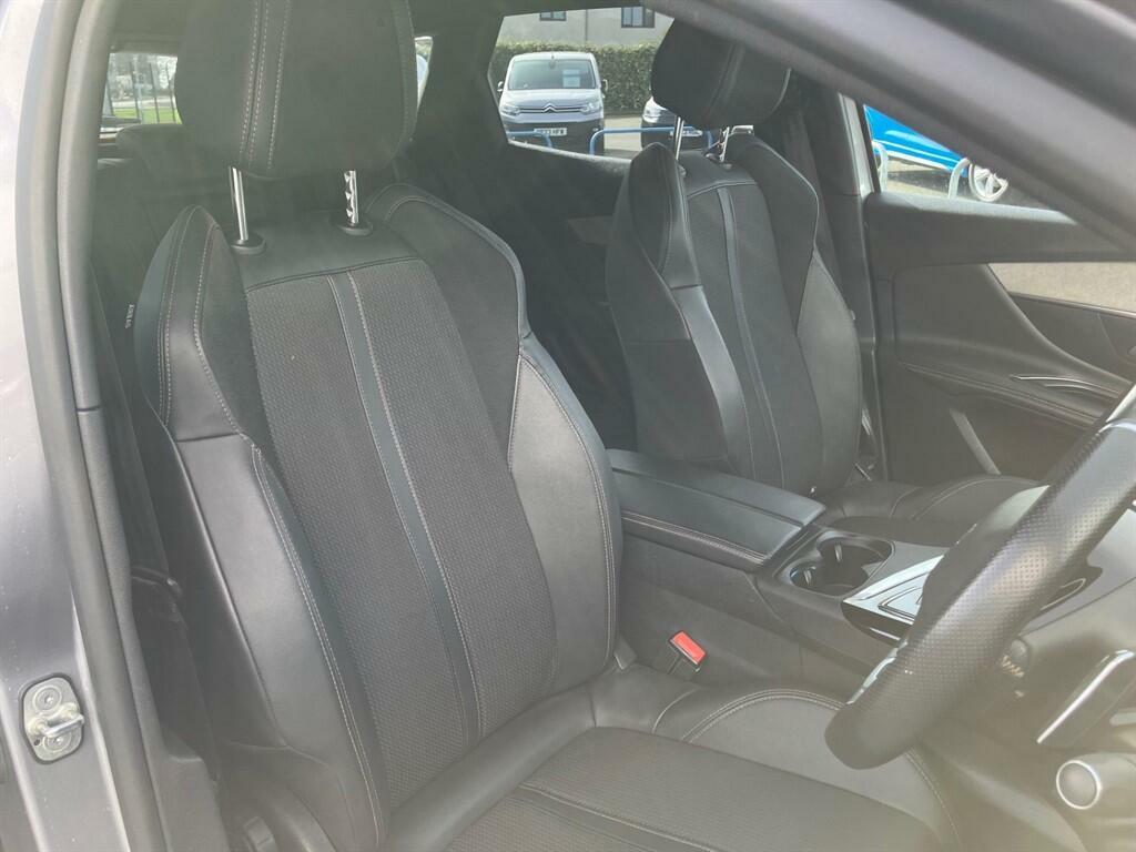 Peugeot 3008 1.2 Puretech Gt Eat Euro 6 Ss MH23OSB Grey #2