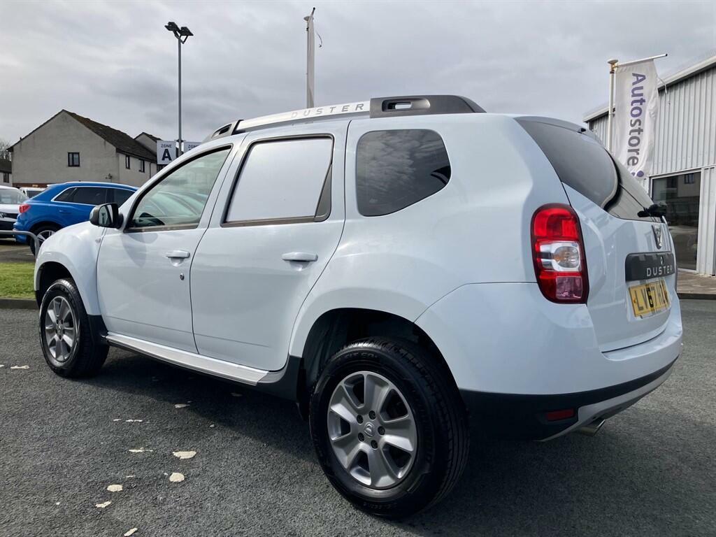 Dacia Duster 1.5 Dci Laureate Car Derived Van LV67HZA White #4