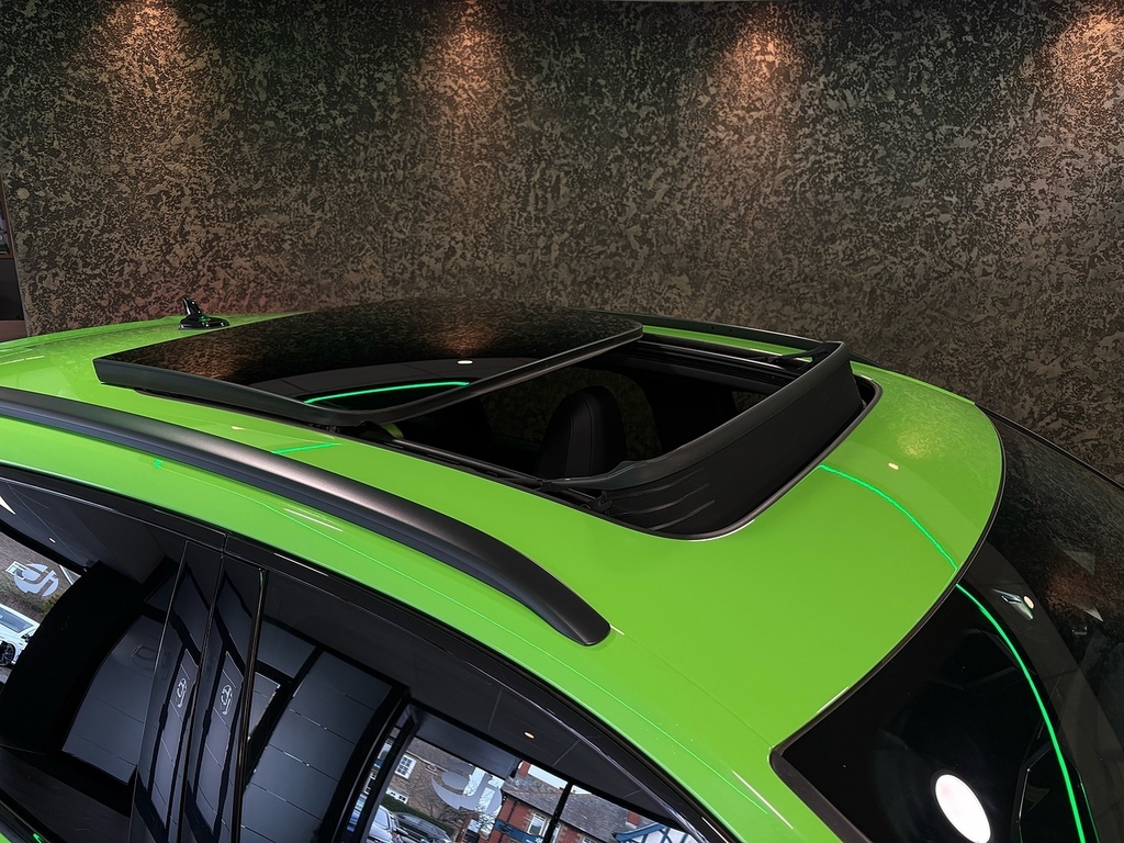 Audi RS Q3 Tfsi Vorsprung YO71BFJ Green #2