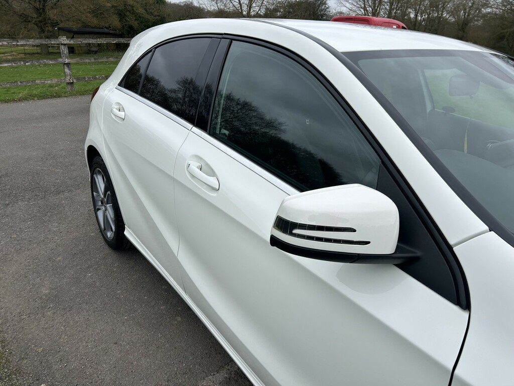 Mercedes-Benz A Class 1.6 A160 Sport Edition NL18ZVO White #2