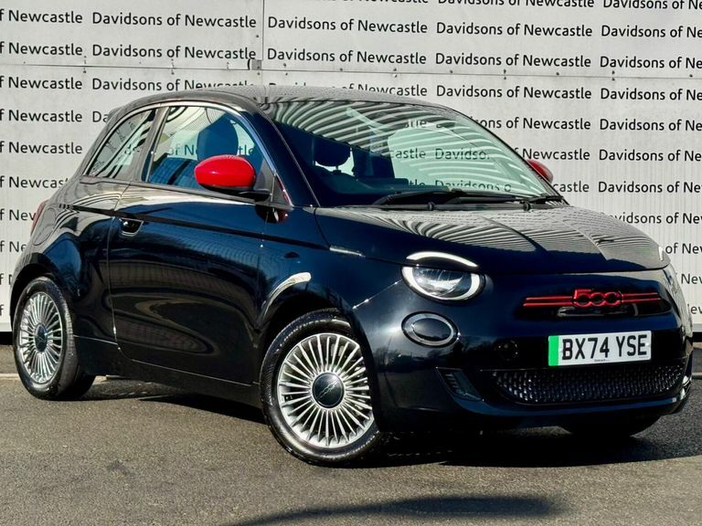 Fiat 500 24Kwh Red Hatchback 95 Ps Black
