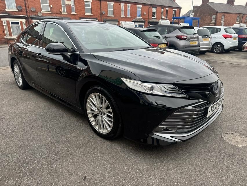 Toyota Camry 2.5L Excel Black
