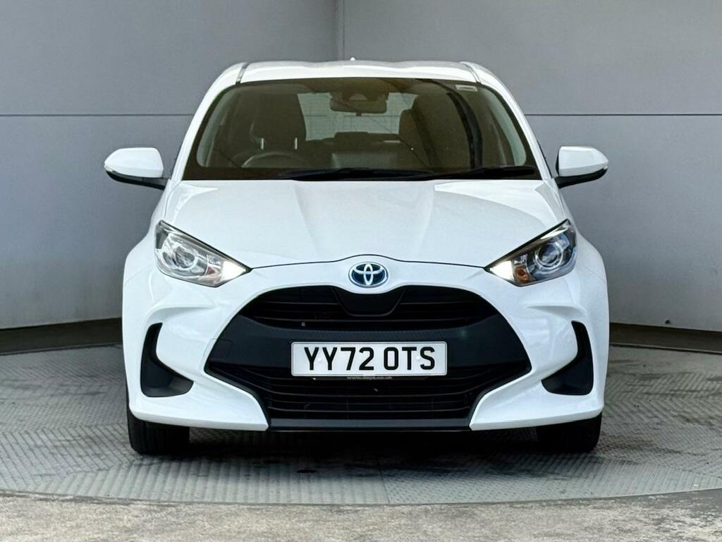 Toyota Yaris 1.5 Vvt-h Icon Hatchback Hybrid E-cvt E YY72OTS White #2