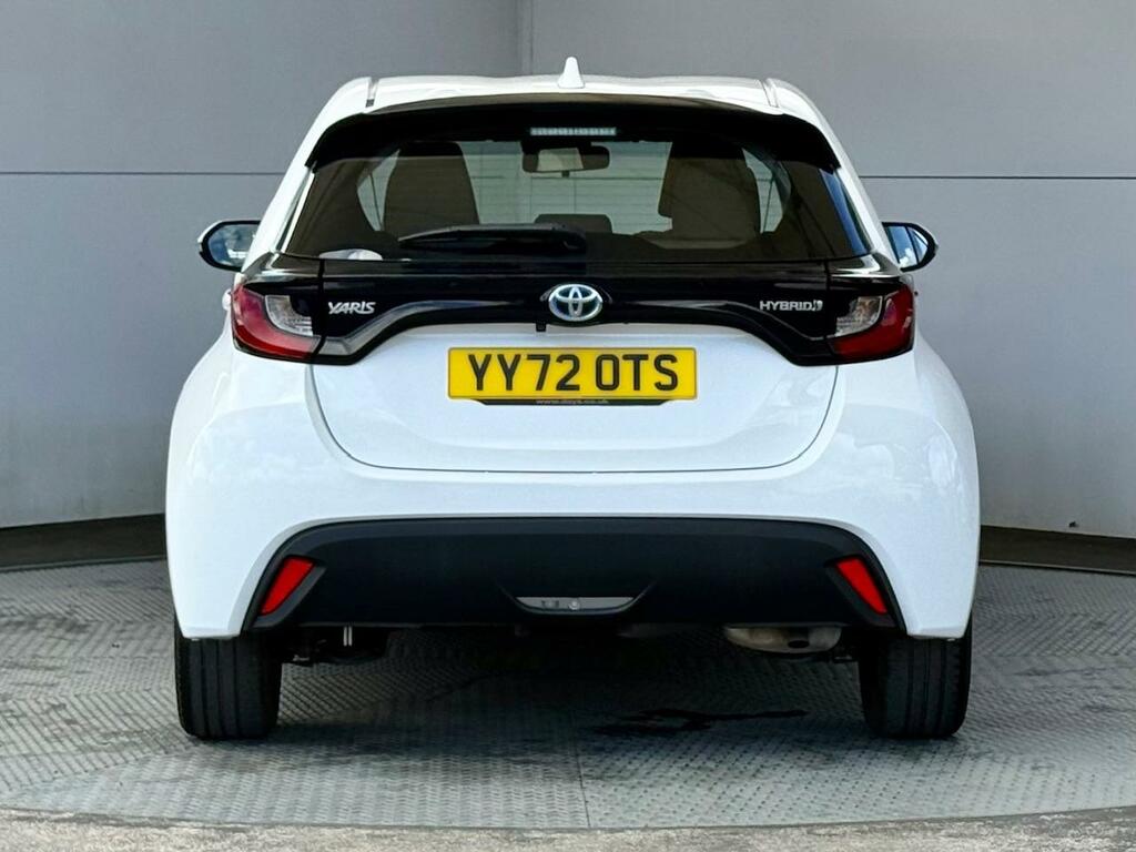 Toyota Yaris 1.5 Vvt-h Icon Hatchback Hybrid E-cvt E YY72OTS White #6