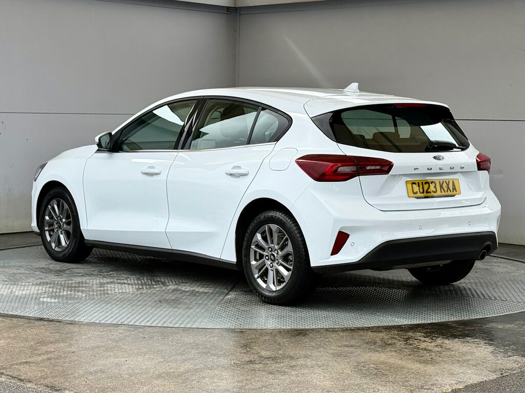 Ford Focus 1.0T Ecoboost Titanium Hatchback CU23KXA White #5
