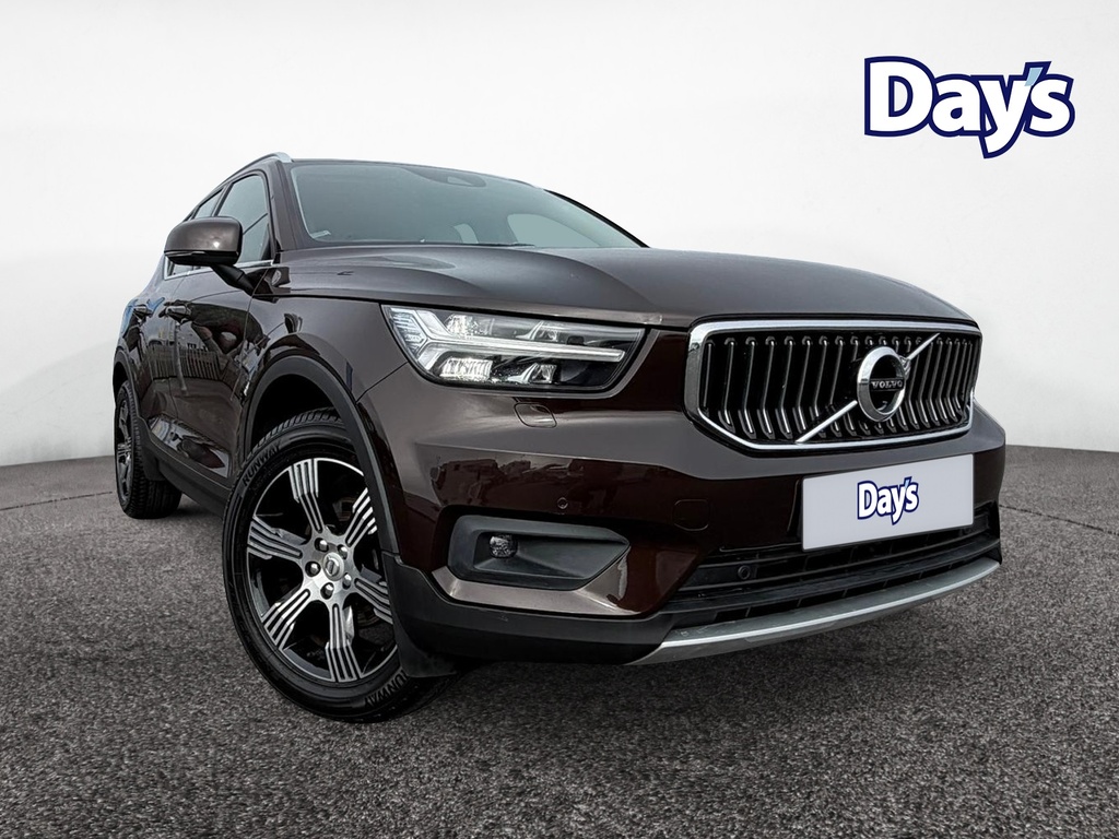 Volvo XC40 Inscription Geartronic 1.5 T3 163Ps Brown #2