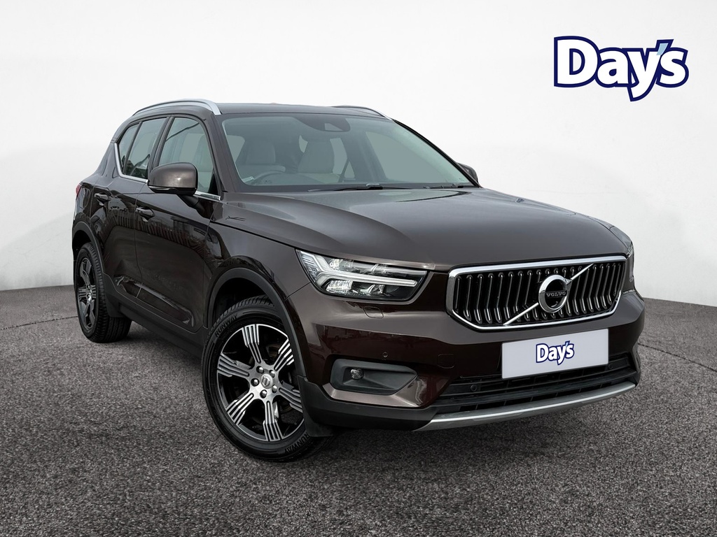 Volvo XC40 Inscription Geartronic 1.5 T3 163Ps Brown