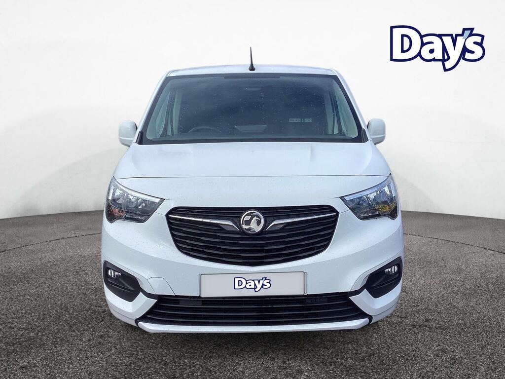 Vauxhall Combo 1.5 Turbo D 2300 Sportive Panel Van Man FH70GNJ White #4