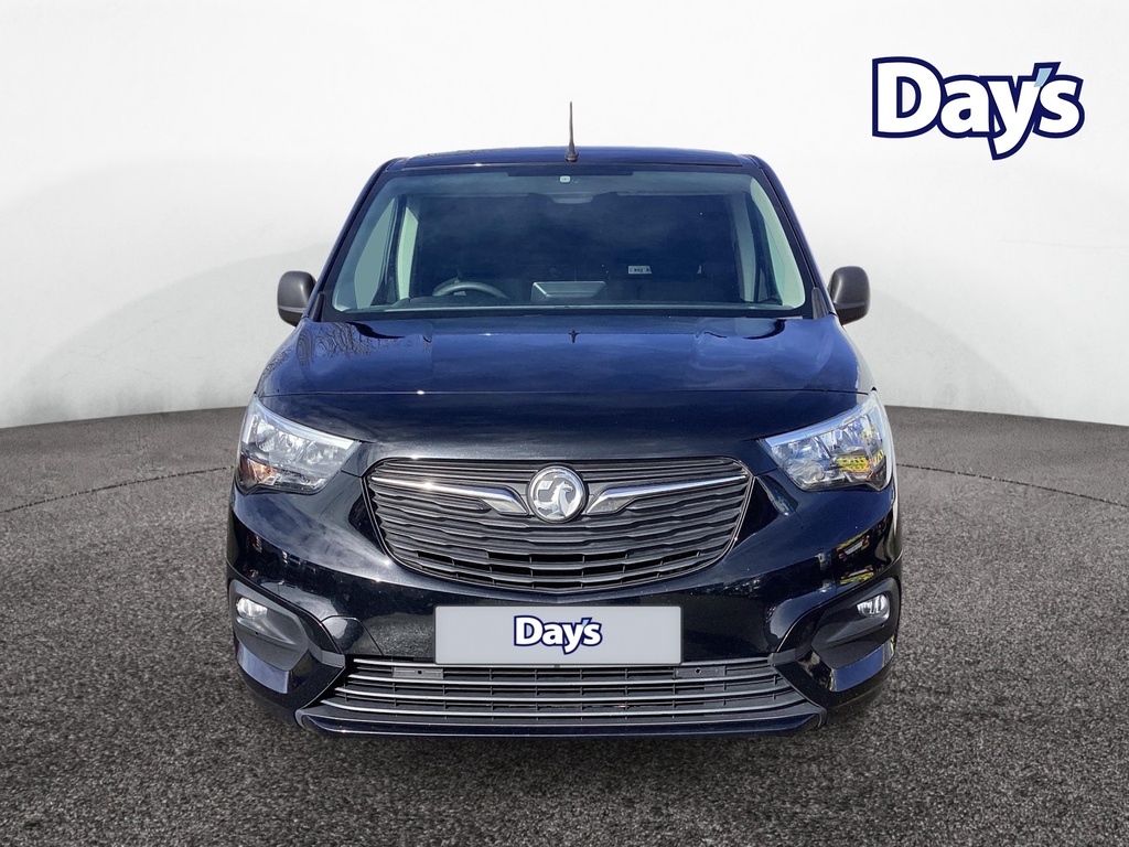 Vauxhall Combo 1.5 Turbo D 2300 Sportive Panel Van L1  Black #3