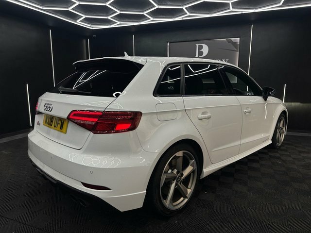 Audi S3 2018 2.0 Tfsi Black Edition Sportback S WX18UFW White #2