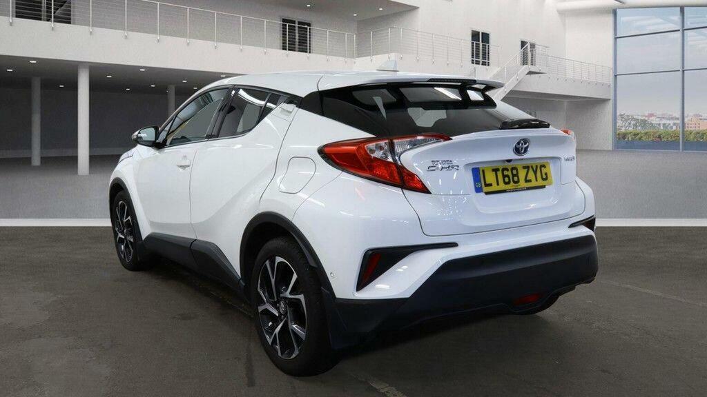 Toyota C-Hr 1.8 Vvt-h Design Cvt Euro 6 Ss LT68ZYG White #4